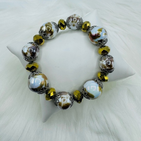 Large Beads  Statement Beaded Bracelet Style C - Picture 1 of 6